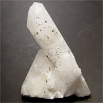 ダンビュライト(Danburite)/パイライト(Pyrite)