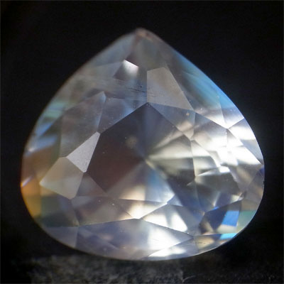 レインボームーンストーン