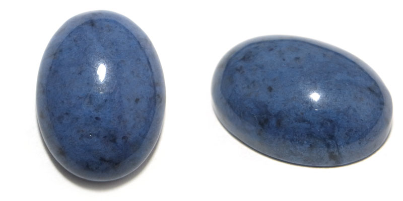 デュモルチェライト